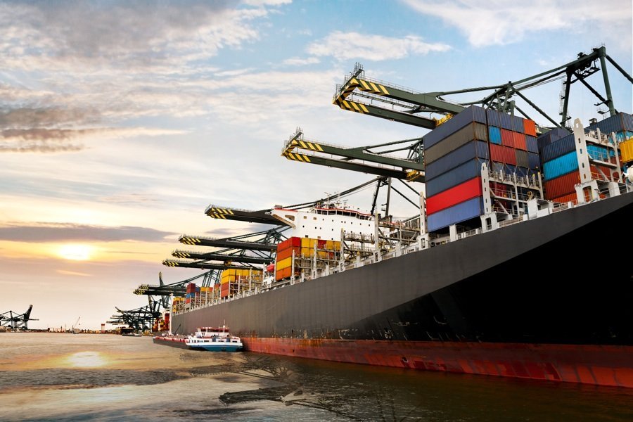Reducing Freight Costs 1 Transport Logistics Management Reducing Freight Costs Transport Logistics Management